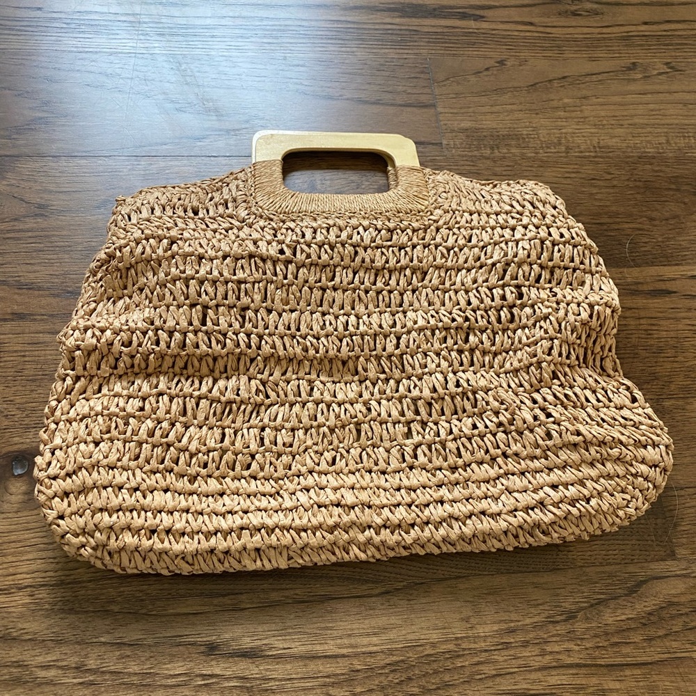 Natural Woven Tote Bag with Wooden Handle
